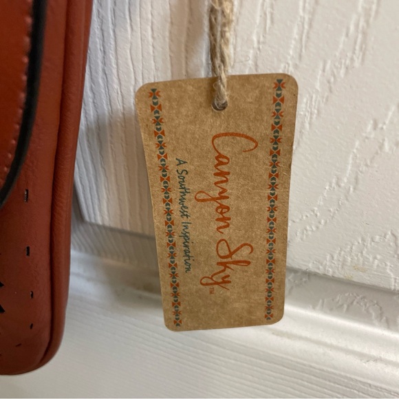 Canyon Sky Crossbody Southwest Inspiration Shoulder Bag Brown NWT - Picture 3 of 7